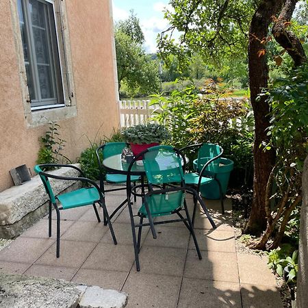 Appartement Ravissant En Bordure Du Doubs Longevelle-sur-Doubs Extérieur photo